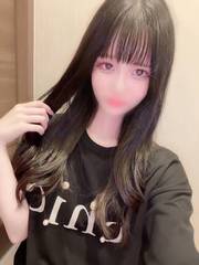 小春【こはる】(22歳)