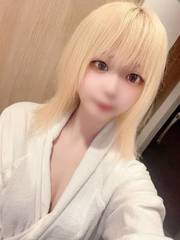 彩葉【いろは】(22歳)