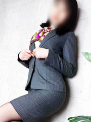 若槻えりな(33歳)